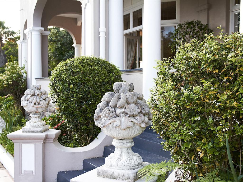 Готель Parkes Manor Книсна Екстер'єр фото
